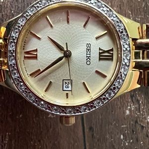 Beautiful Seiko with embellished stone face
